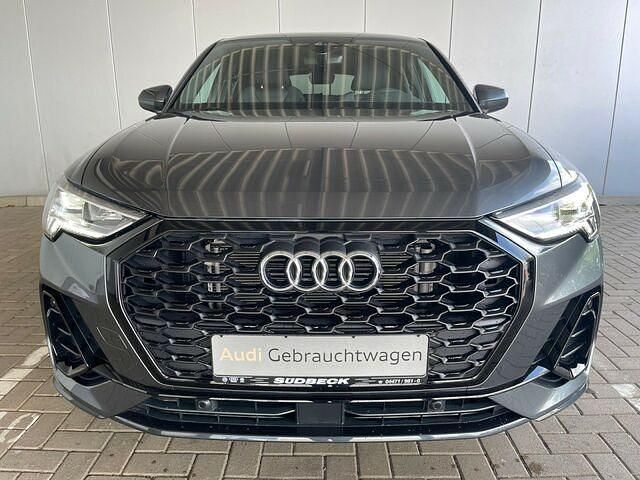 Gebraucht Audi Q3 Sportback S-Line 150 PS (110 kW) 2023 Daytonagrau perleffekt SUV