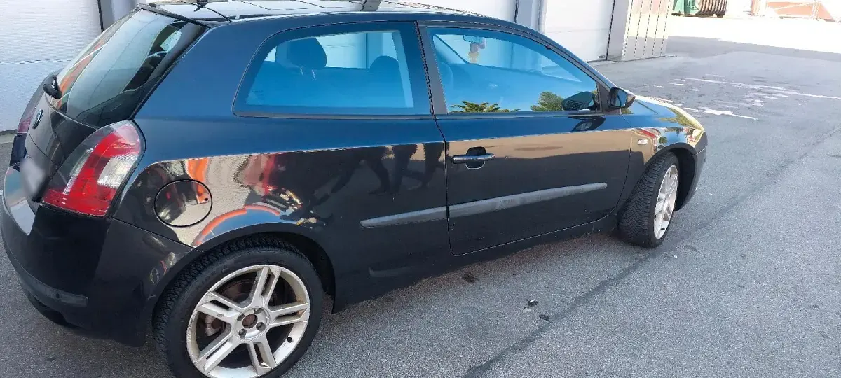 Gebraucht Fiat Stilo 103 PS (75 kW) 2004 Schwarz Kleinwagen