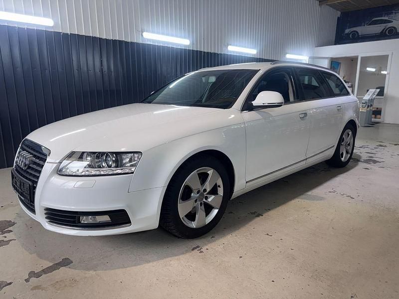Weiß Gebraucht 2011 Audi A6 Business Kombi | 4.650 € (Fairer Preis) - Bild 1/4