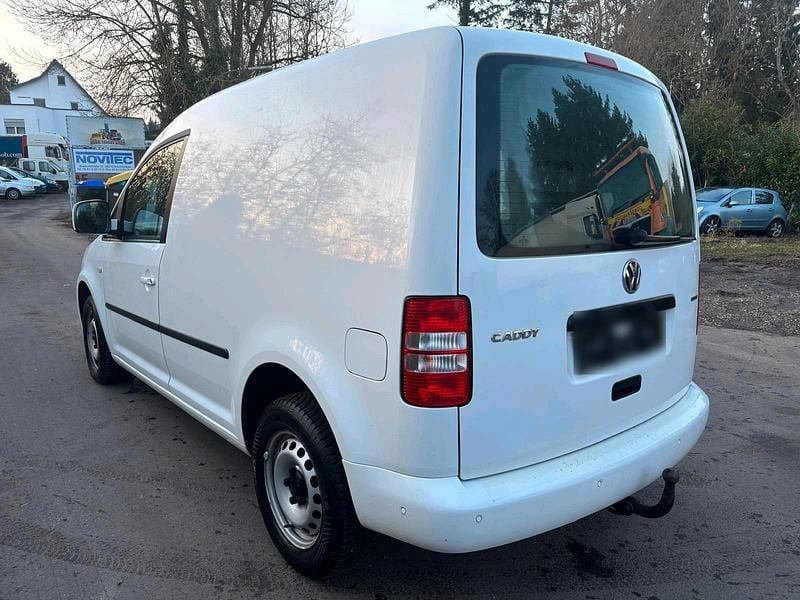 Second-hand VW Caddy 101 CP (74 kW) 2014 Alb Monovolum