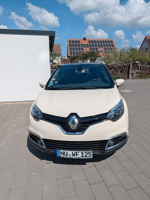 Second-hand Renault Captur Luxe 120 CP (88 kW) 2013 Bej SUV