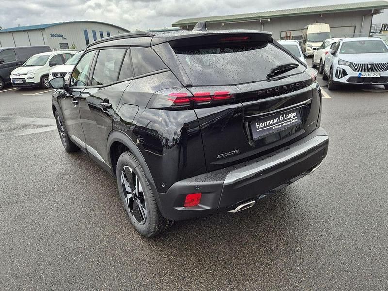 Neu Peugeot 2008 Allure 110 PS (80 kW) 2026 Schwarz SUV