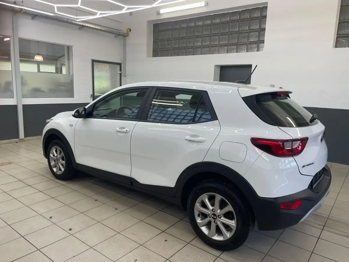 Gebraucht Kia Stonic Edition 7 99 PS (72 kW) 2019 Weiß SUV