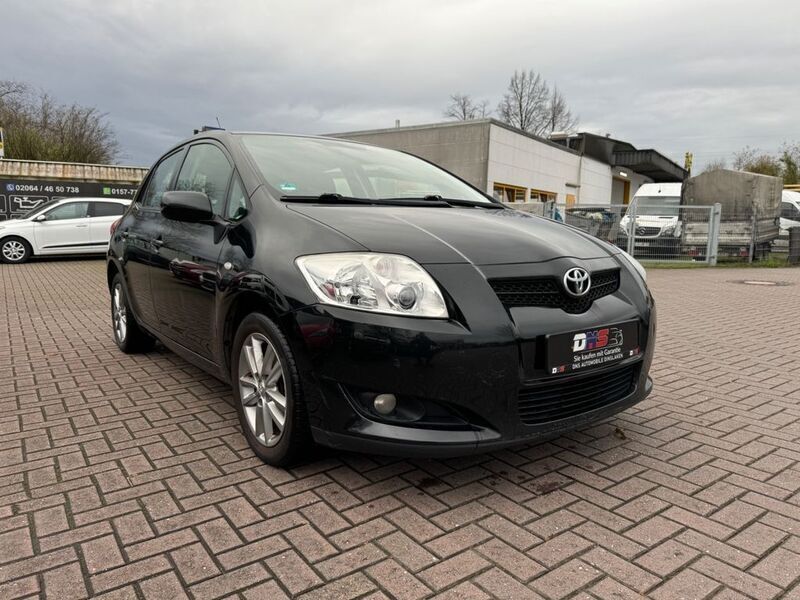 Schwarz Gebraucht 2008 Toyota Auris Team Limousine | 4.990 € (Teuer) - Bild 1/4