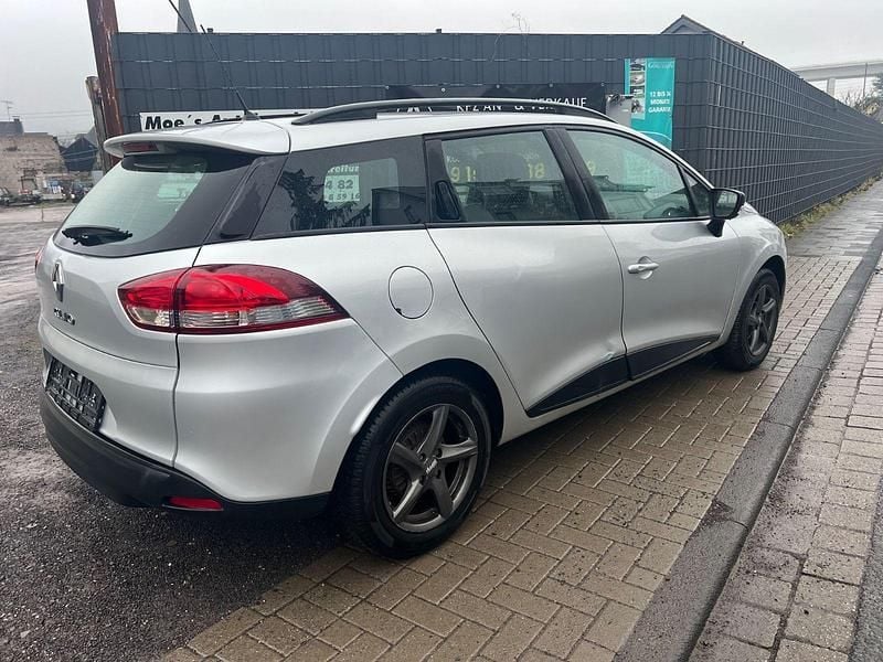 Gebraucht Renault Clio GrandTour Expression 73 PS (53 kW) 2015 Silber Kombi