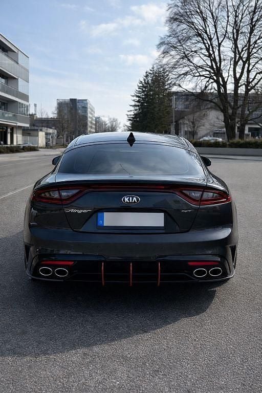 Gebraucht Kia Stinger GT 366 PS (269 kW) 2019 Grau Kleinwagen