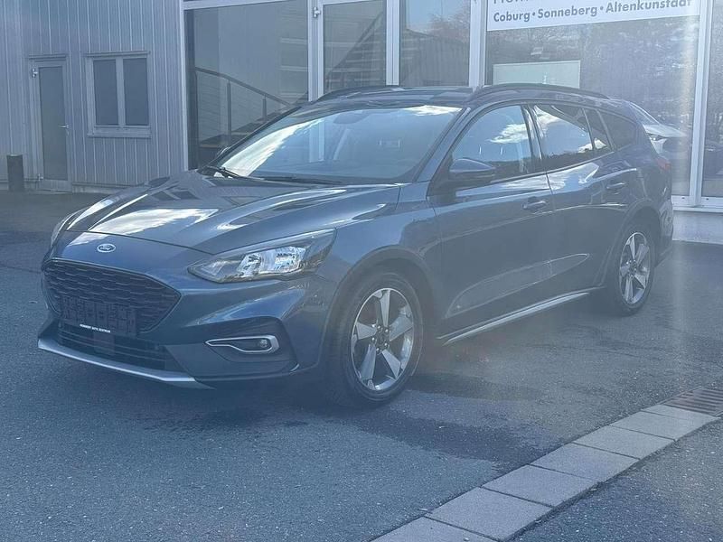 Gebraucht Ford Focus Active 150 PS (110 kW) 2019 Blue metallic Kombi