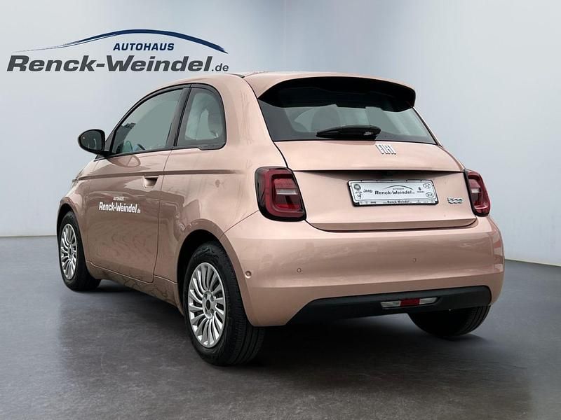 Gebraucht Fiat 500e Basis 86 kW (118 PS) 2024 Gold Kleinwagen