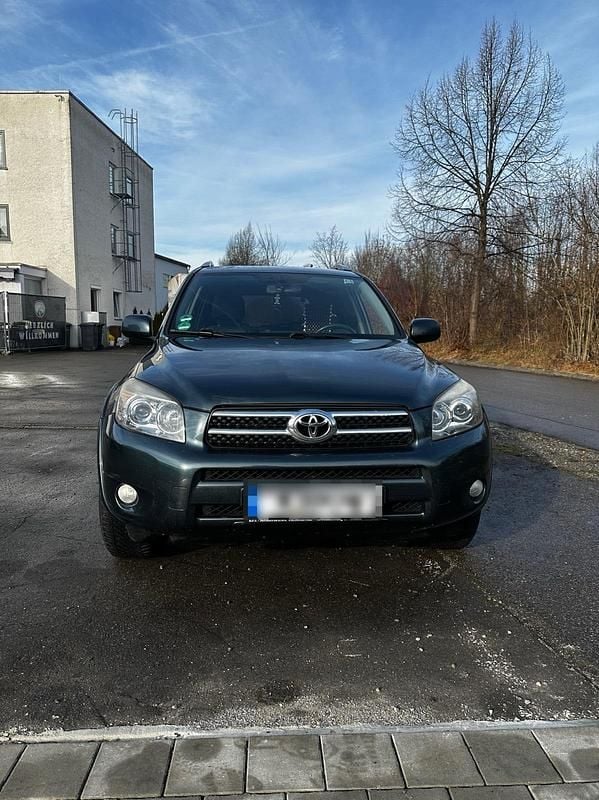 Grün Gebraucht 2007 Toyota RAV4 SUV | 5.500 € (Fairer Preis) - Bild 1/4