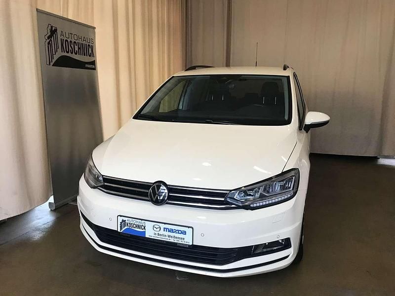 Usata VW Touran 150 CV (110 kW) 2024 Bianco Monovolume