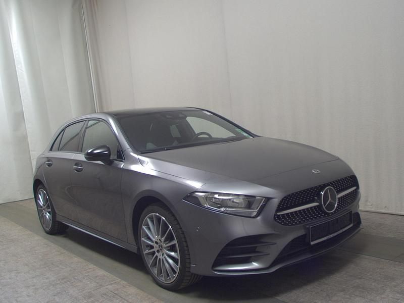 Gebraucht Mercedes A250 AMG line 218 PS (160 kW) 2022 Grau Limousine