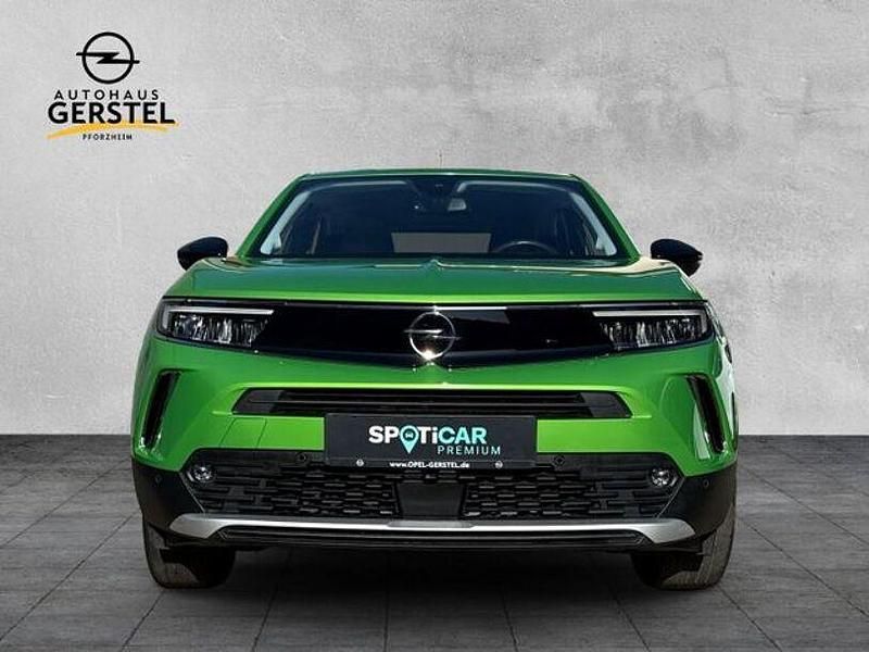 Gebraucht Opel Mokka-e Elegance 100 kW (136 PS) 2023 Mamba green met SUV