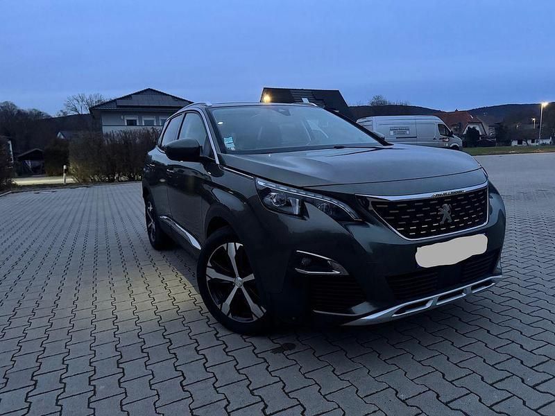 Gebraucht Peugeot 3008 Allure 131 PS (96 kW) 2019 Grau SUV