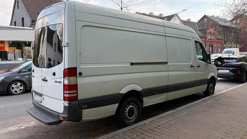 Używany Mercedes Sprinter 163 KM (119 kW) 2011 Biały