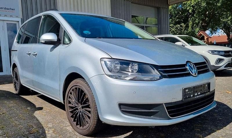Reflexsilber Gebraucht 2016 VW Sharan Van / Kleinbus | 22.999 € (Fairer Preis) - Bild 1/4