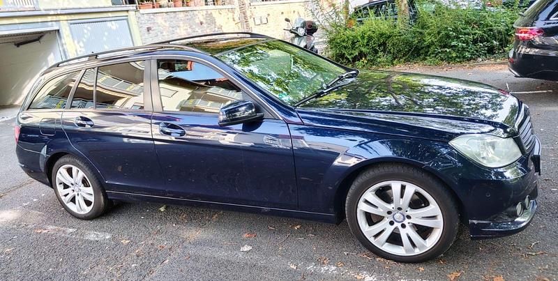 Blau Gebraucht 2013 Mercedes C220 Kombi | 6.500 € (Guter Preis) - Bild 1/4