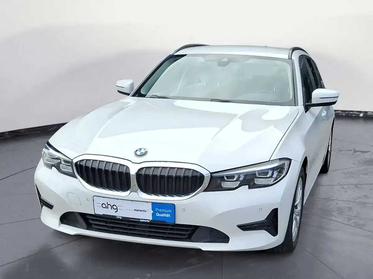 Gebraucht BMW 318 Advantage 156 PS (114 kW) 2021 Weiß Kombi