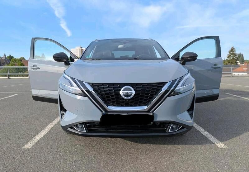 Grau Gebraucht 2022 Nissan Qashqai SUV | 27.500 € (Etwas zu teuer) - Bild 1/4