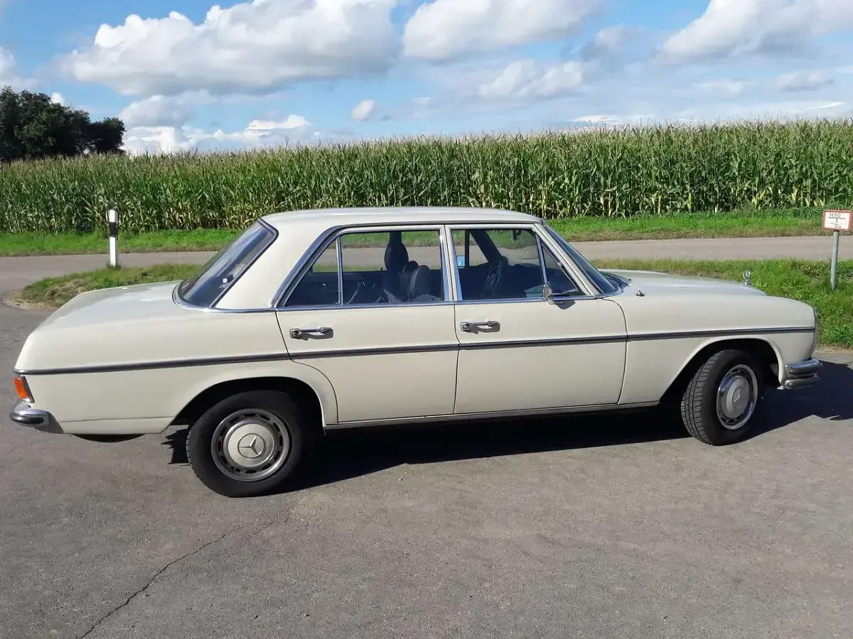 Gebraucht Mercedes W114 131 PS (96 kW) 1969 Limousine