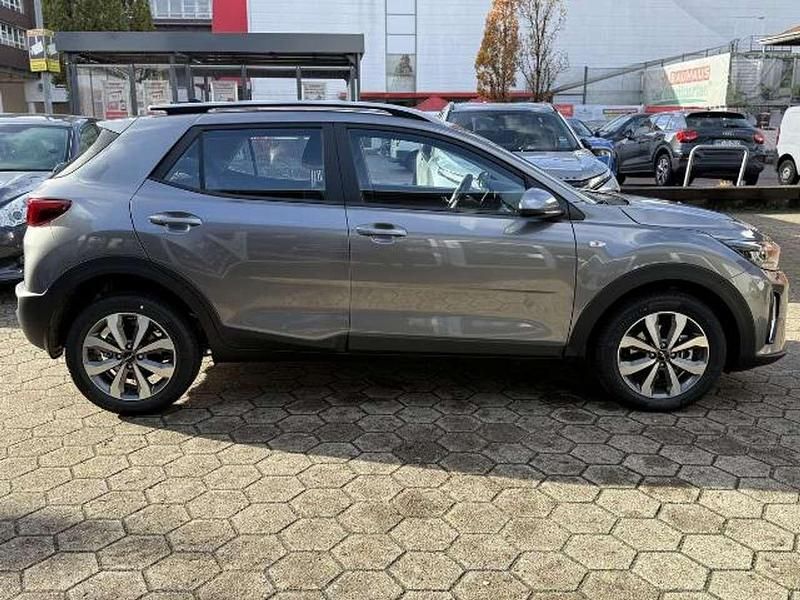 Neu Kia Stonic 101 PS (74 kW) 2025 Astro gray SUV