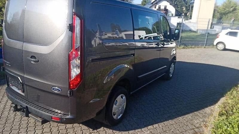 Gebraucht Ford Transit Custom 105 PS (77 kW) 2022 Van / Kleinbus
