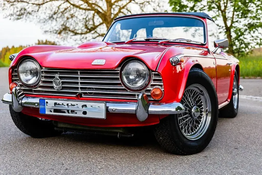 Gebraucht Triumph TR 250 103 PS (75 kW) 1968 Rot Cabrio