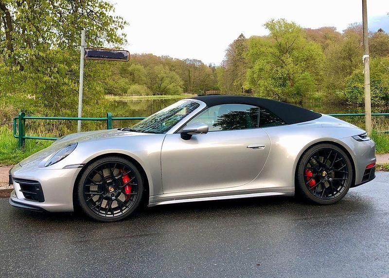 Silber Gebraucht 2023 Porsche 911 Carrera GTS Cabrio | 159.992 € (Guter Preis) - Bild 1/4