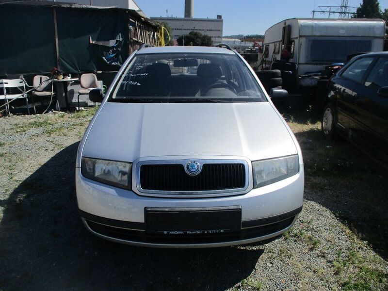 Grau Gebraucht 2005 Skoda Fabia Comfort Kombi | 950 € (Guter Preis) - Bild 1/4