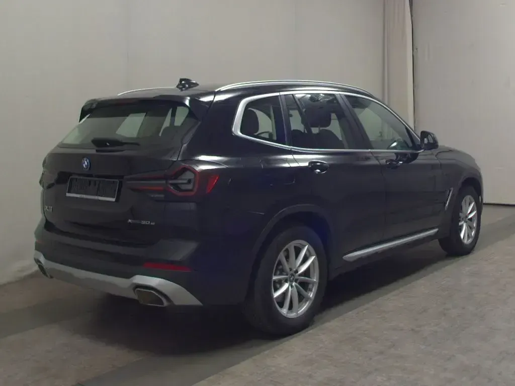 Gebraucht BMW X3 Sport Line 292 PS (214 kW) 2022 Schwarz ii SUV