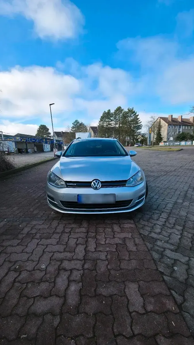 Gebraucht VW Golf VII 110 PS (80 kW) 2014 Silber Kombi