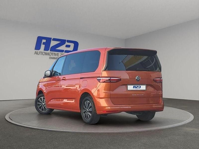 Gebraucht VW Multivan 204 PS (150 kW) 2023 Orange Van