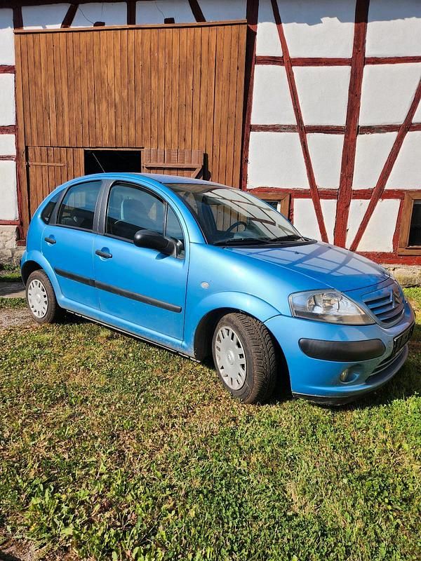 Blau Gebraucht 2003 Citroën C3 Kleinwagen | 1.899 € (Fairer Preis) - Bild 1/4