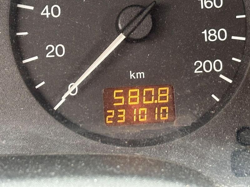 Gebraucht Opel Astra 101 PS (74 kW) 1998 Schwarz Limousine