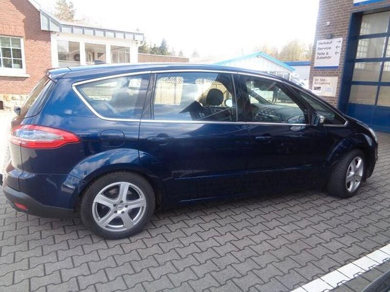 Gebraucht Ford S-MAX Titanium 200 PS (147 kW) 2013 Blau Van / Kleinbus