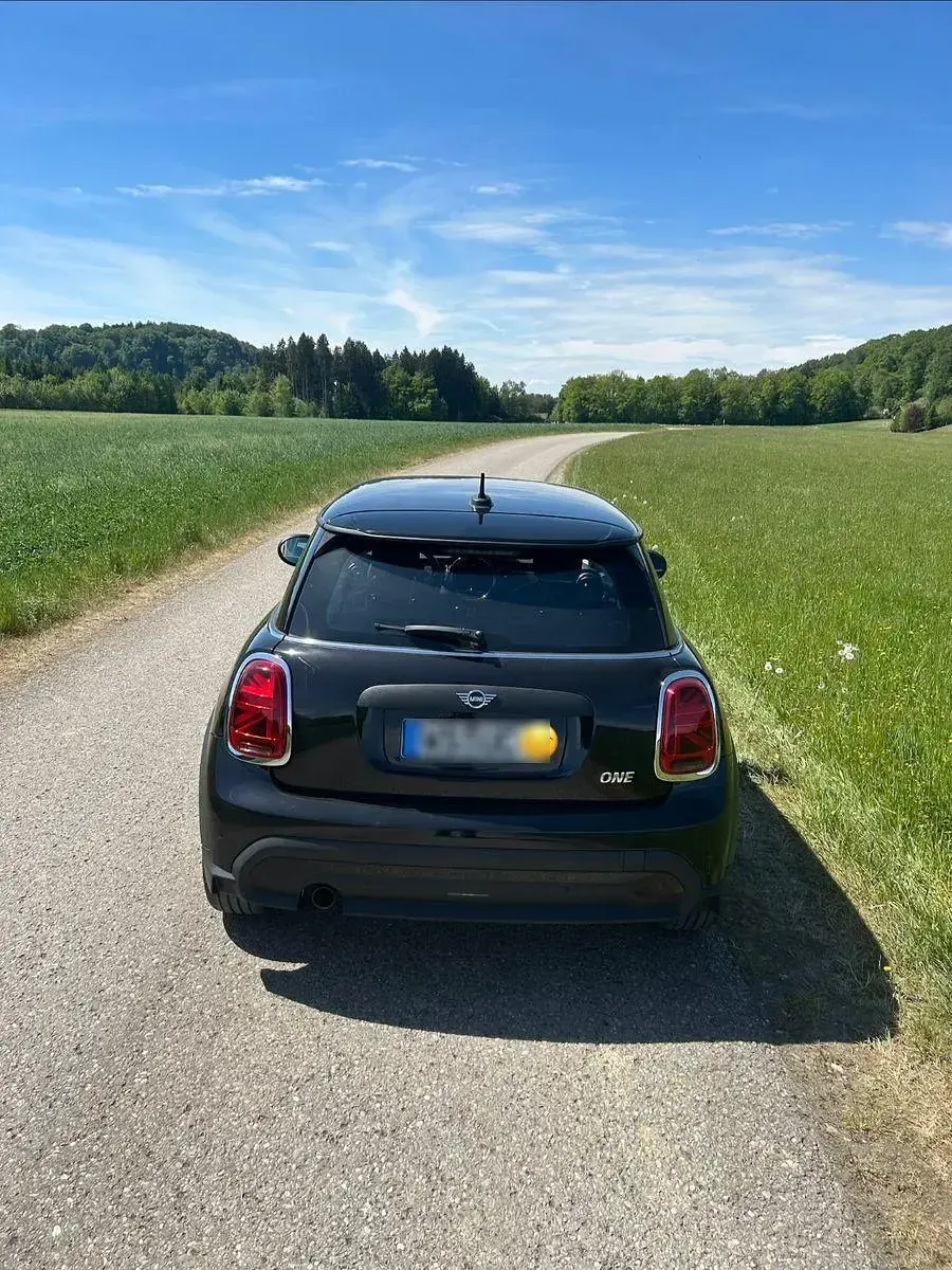 Gebraucht Mini ONE 102 PS (75 kW) 2021 Schwarz Kleinwagen