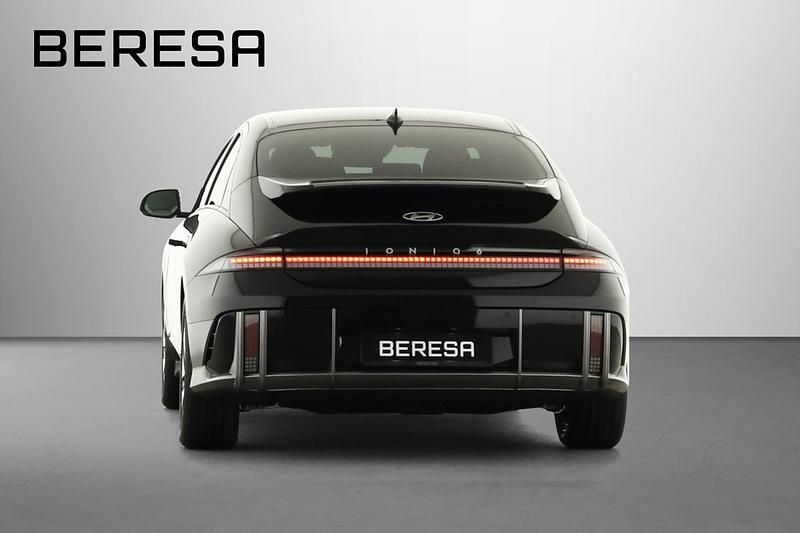 Gebraucht Hyundai Ioniq 6 Techniq 111 kW (151 PS) 2024 Abyss black pearl / mic Limousine