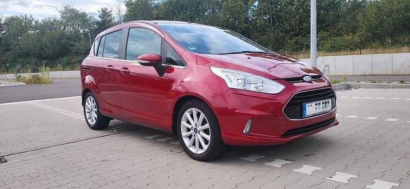 Rot Gebraucht 2017 Ford B-MAX Titanium Van / Kleinbus | 7.300 € (Guter Preis) - Bild 1/4
