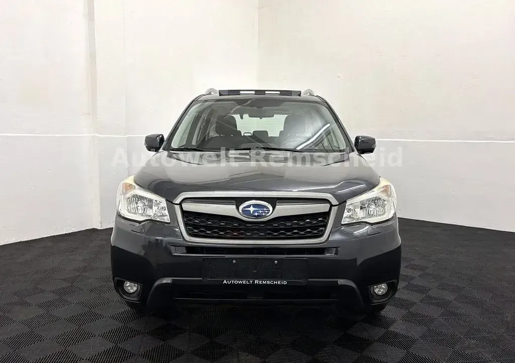 Gebraucht Subaru Forester Exclusive+ 150 PS (110 kW) 2015 Grau SUV