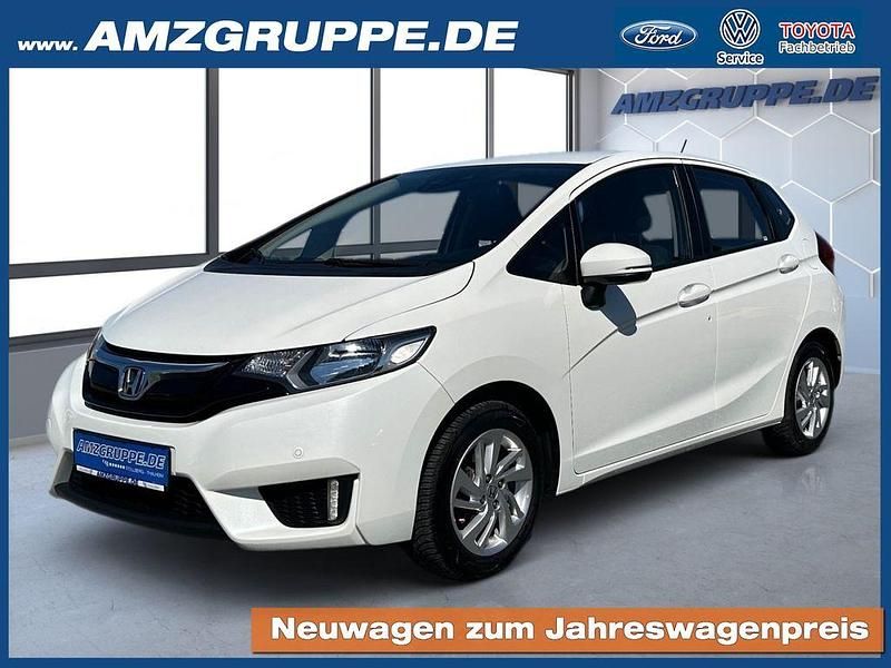 Weiß (uni) Gebraucht 2016 Honda Jazz Comfort Kleinwagen | 11.990 € (Fairer Preis) - Bild 1/4