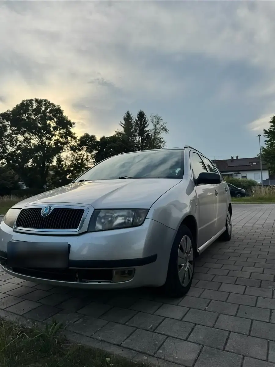 Gebraucht Skoda Fabia 64 PS (47 kW) 2003 Grau Kleinwagen