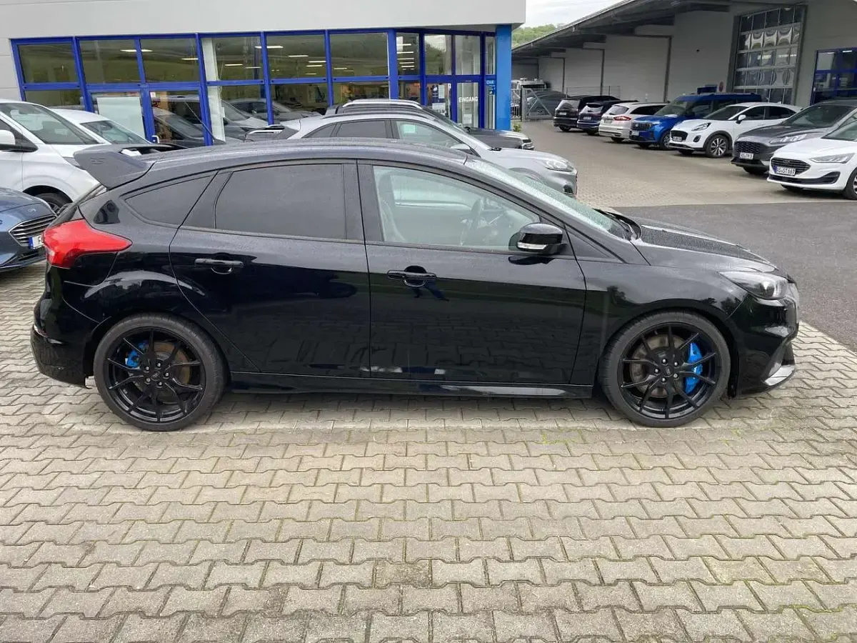 Gebraucht Ford Focus RS 349 PS (256 kW) 2017 Iridiumschwarz metallic Limousine