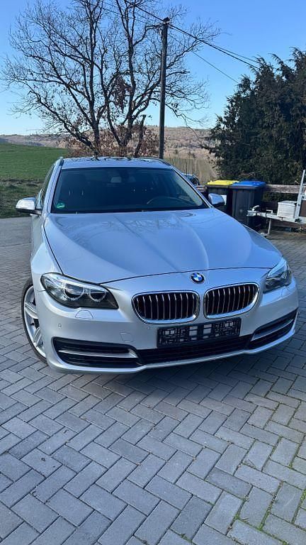 Gebraucht BMW 520 Performance 184 PS (135 kW) 2013 Silber Kombi