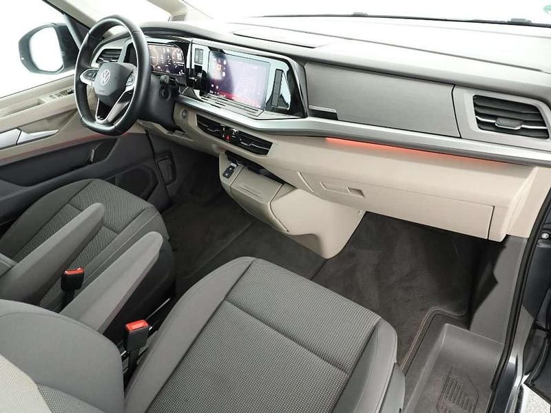 Gebraucht VW Multivan Life 150 PS (110 kW) 2024 Grau Van