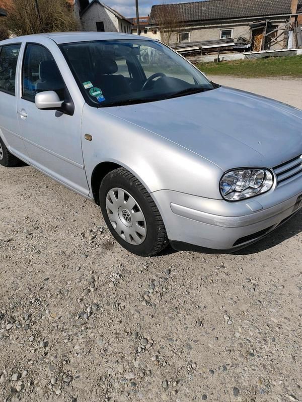 Gebraucht VW Golf III 101 PS (74 kW) 1998 Silber Limousine