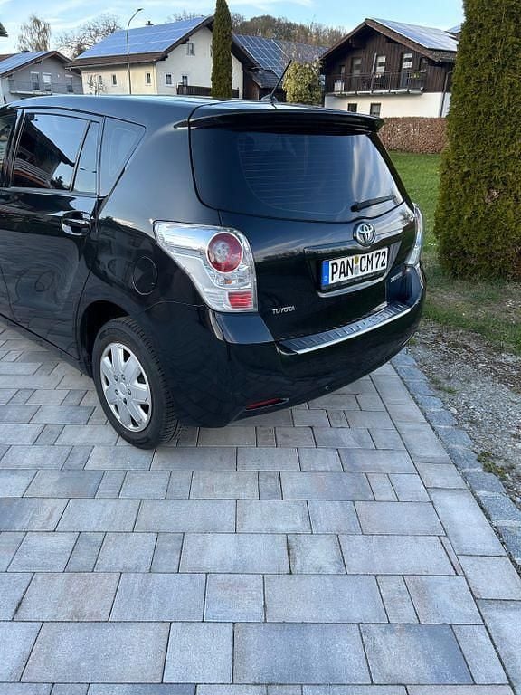 Gebraucht Toyota Verso Multidrive S 147 PS (108 kW) 2011 Schwarz Van / Kleinbus