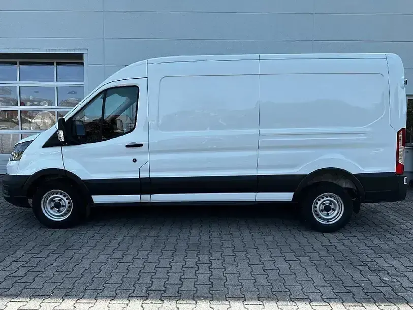 Gebraucht Ford Transit 105 PS (77 kW) 2024 Weiss Van