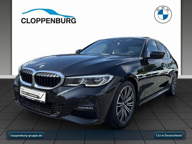 Saphirschwarz Gebraucht 2020 BMW 320 Performance Limousine | 31.990 € (Fairer Preis) - Bild 1/4