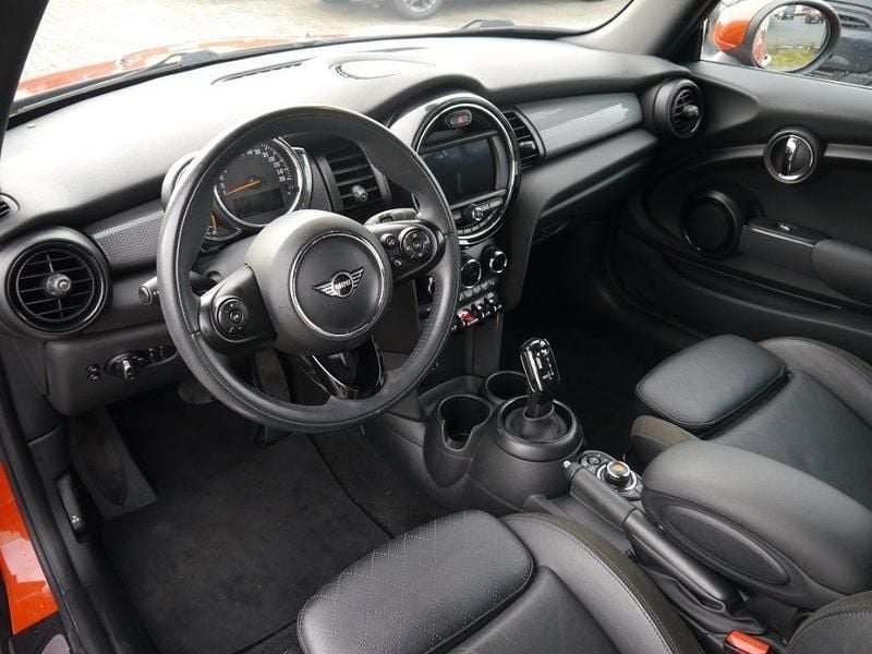 Usado Mini Cooper Cabriolet 136 CV (100 kW) 2020 Naranja Descapotable