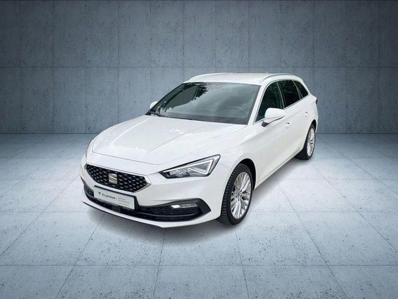 Candy weiss Gebraucht 2022 Seat Leon XCELLENCE Kombi | 18.676 € (Fairer Preis) - Bild 1/4