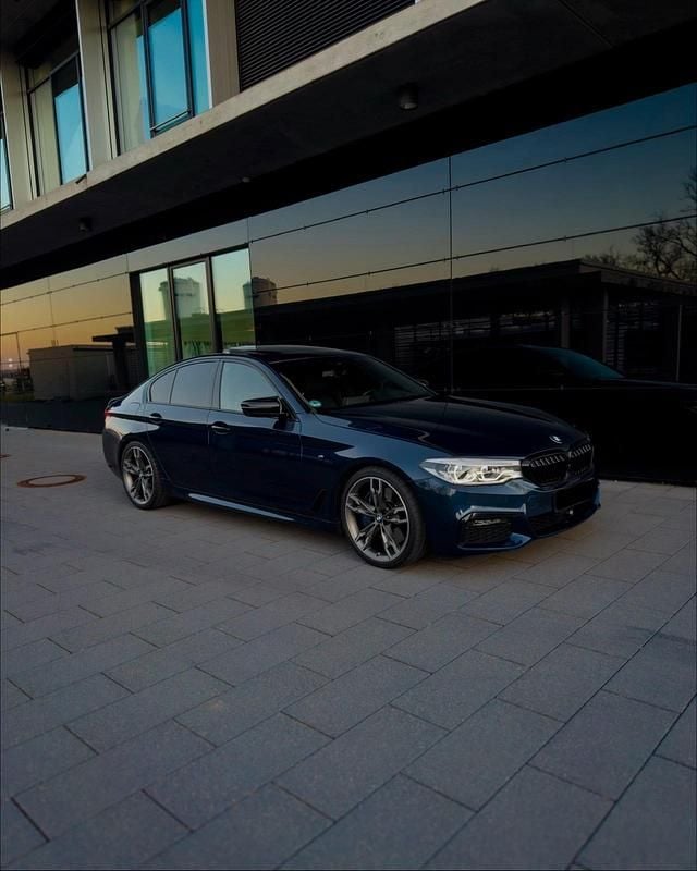 Gebraucht BMW 540 Performance 340 PS (250 kW) 2019 Blau Limousine